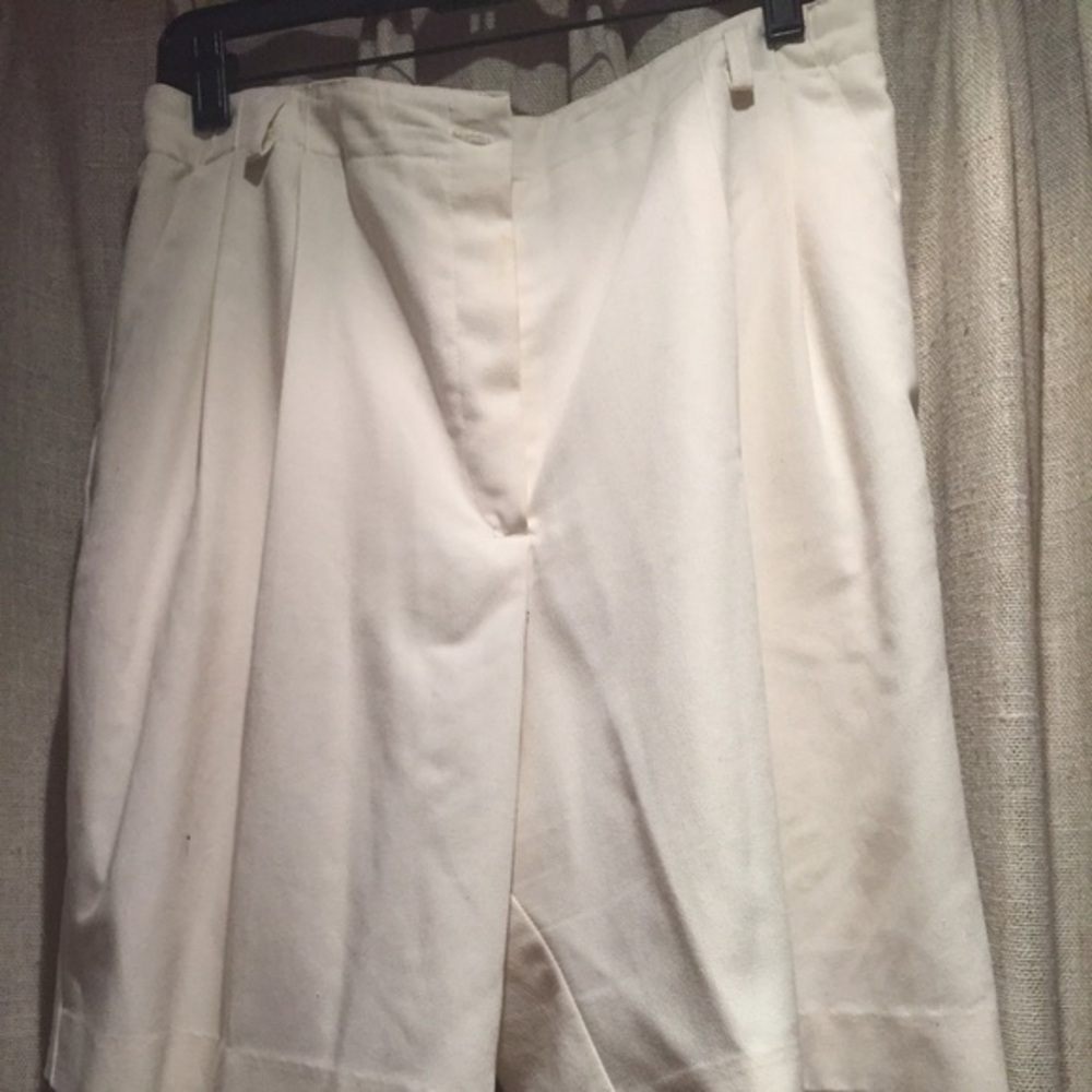 Tehama Golf Shorts Pleated Front Ivory- 14